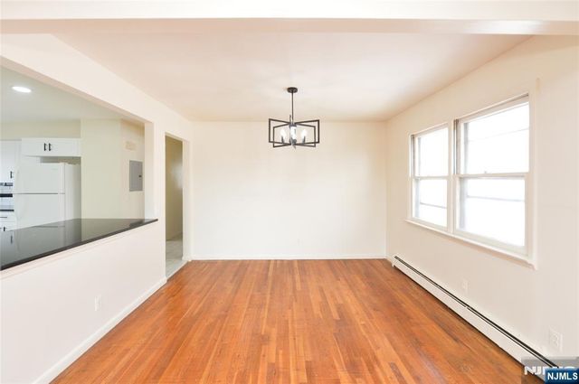 100 Eastern Way, Rutherford, NJ 07070