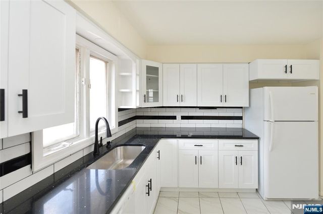 100 Eastern Way, Rutherford, NJ 07070