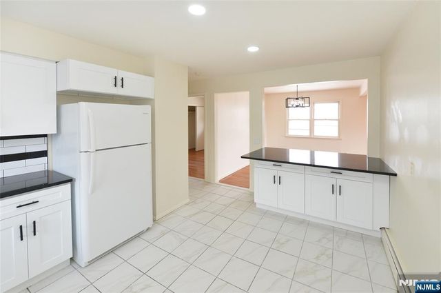 100 Eastern Way, Rutherford, NJ 07070