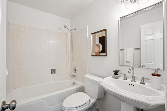 600 Los Altos Avenue, Los Altos, CA 94022