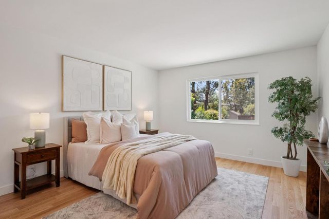 600 Los Altos Avenue, Los Altos, CA 94022