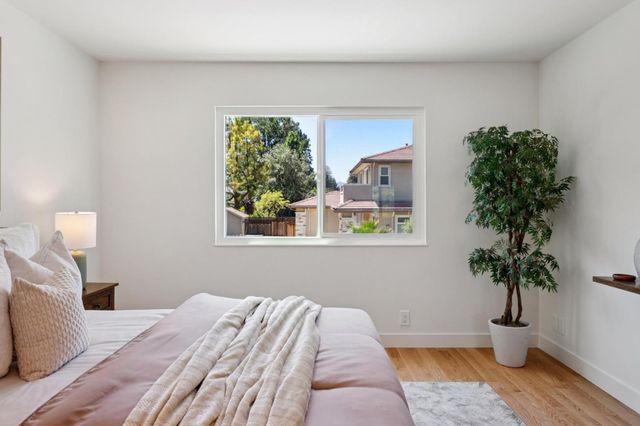 600 Los Altos Avenue, Los Altos, CA 94022