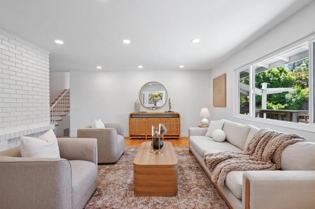 600 Los Altos Avenue, Los Altos, CA 94022