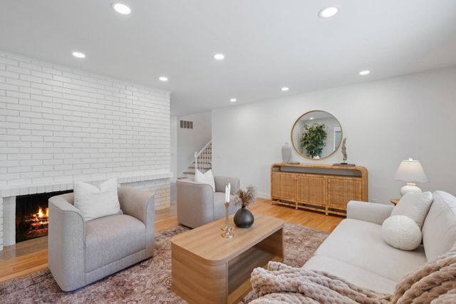 600 Los Altos Avenue, Los Altos, CA 94022