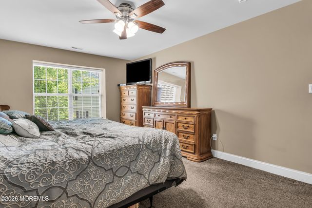 135 Brookfield Drive, Jackson, NJ 08527