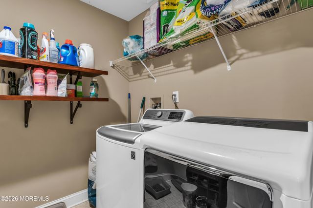 135 Brookfield Drive, Jackson, NJ 08527