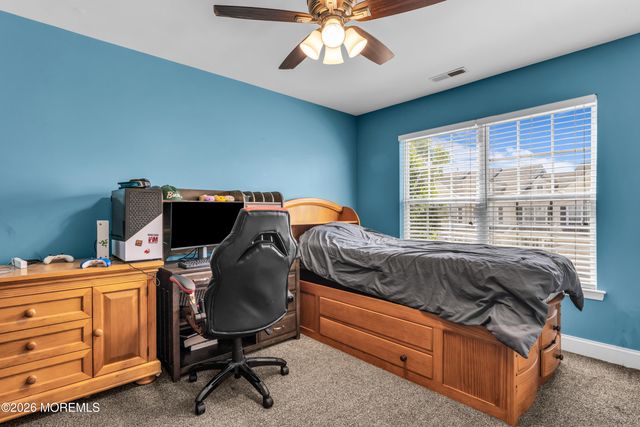 135 Brookfield Drive, Jackson, NJ 08527