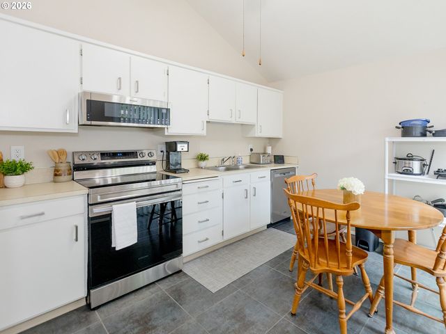 1116 Nw 138TH Way, Vancouver, WA 98685