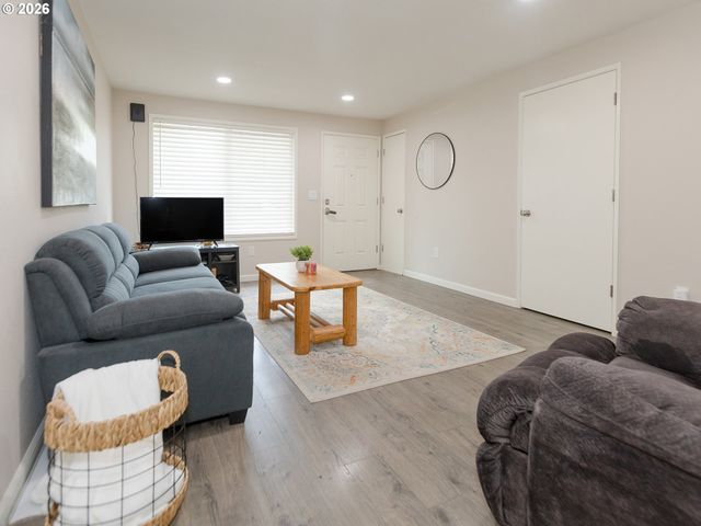 1116 Nw 138TH Way, Vancouver, WA 98685