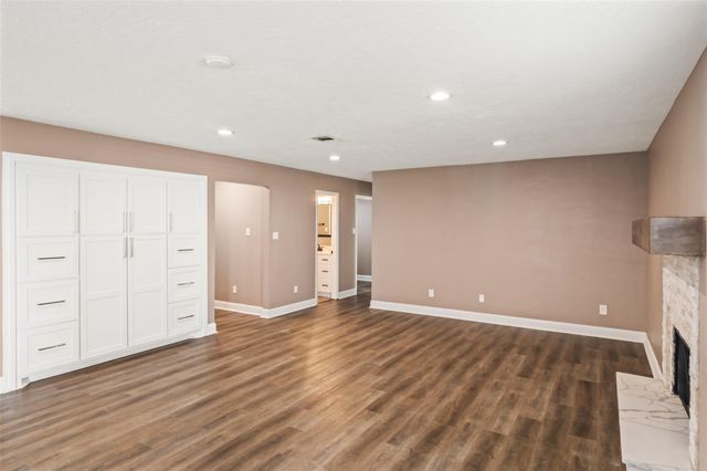 3019 Ramblewood Road, Montgomery, TX 77356