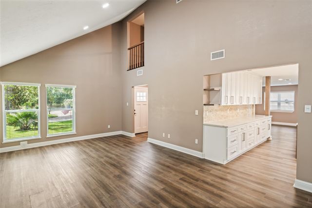 3019 Ramblewood Road, Montgomery, TX 77356