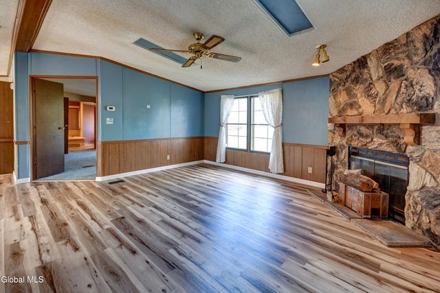 494 Lepper Road, Amsterdam, NY 12010