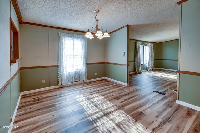 494 Lepper Road, Amsterdam, NY 12010