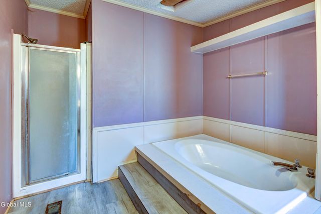 494 Lepper Road, Amsterdam, NY 12010