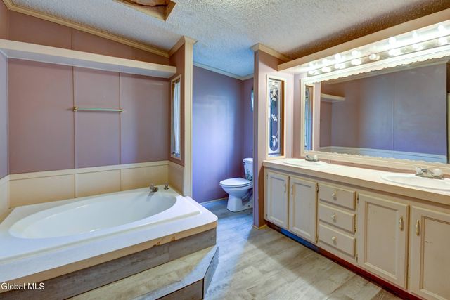 494 Lepper Road, Amsterdam, NY 12010