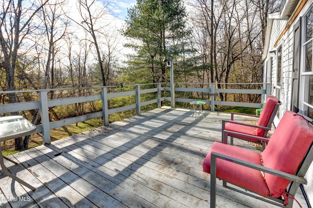 494 Lepper Road, Amsterdam, NY 12010