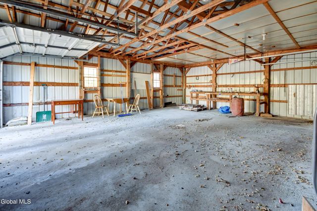 494 Lepper Road, Amsterdam, NY 12010