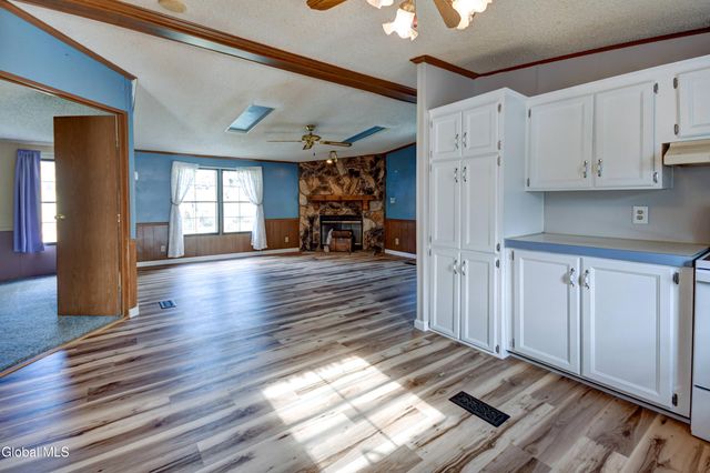 494 Lepper Road, Amsterdam, NY 12010