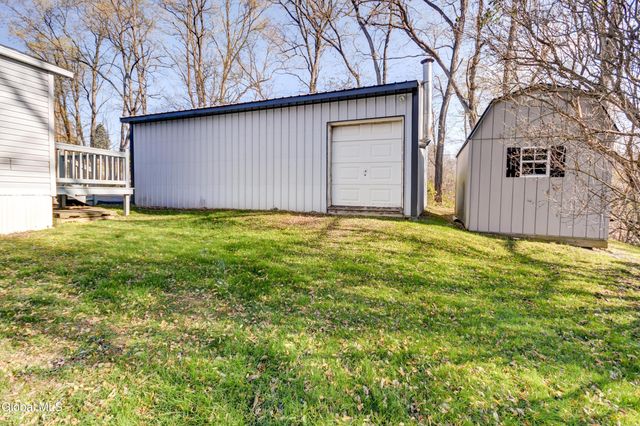 494 Lepper Road, Amsterdam, NY 12010