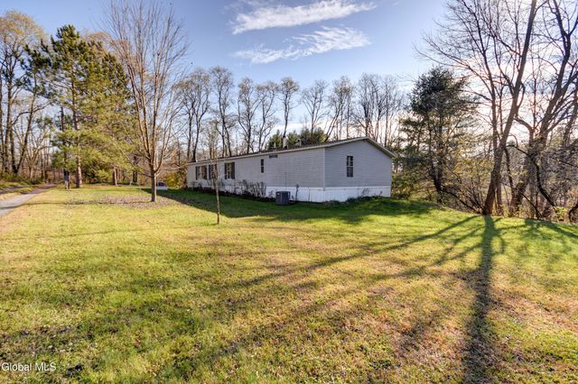 494 Lepper Road, Amsterdam, NY 12010