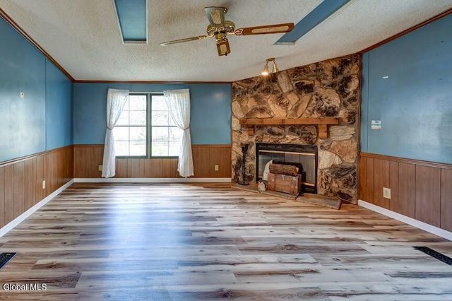 494 Lepper Road, Amsterdam, NY 12010