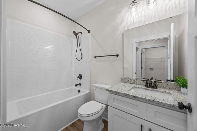 2124 Caracara Drive, New Bern, NC 28560