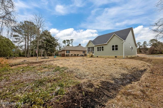 2124 Caracara Drive, New Bern, NC 28560