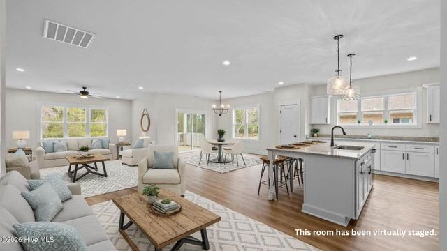 2124 Caracara Drive, New Bern, NC 28560