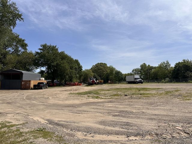 123 Culvert Street, Fennville, MI 49408
