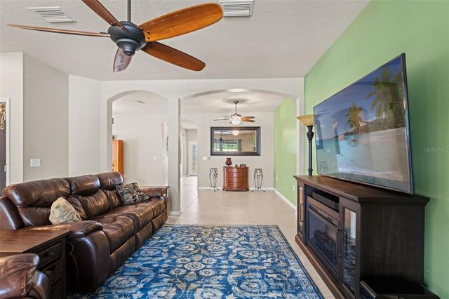 6631 BOULDER RUN LOOP, Wesley Chapel, FL 33545