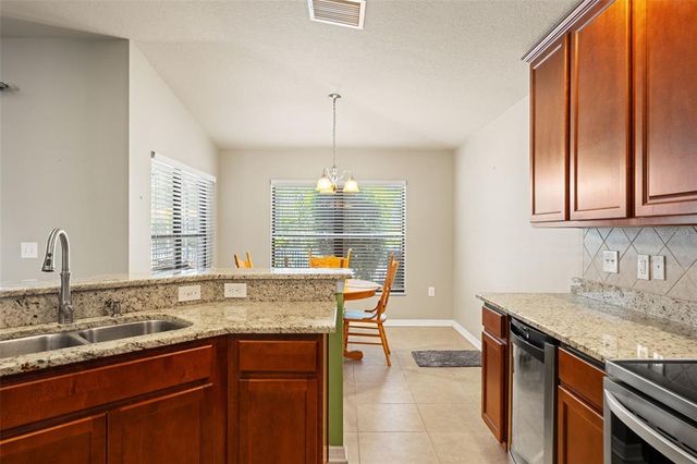 6631 BOULDER RUN LOOP, Wesley Chapel, FL 33545