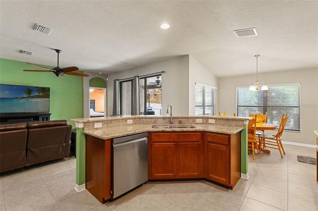 6631 BOULDER RUN LOOP, Wesley Chapel, FL 33545