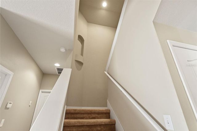 6631 BOULDER RUN LOOP, Wesley Chapel, FL 33545