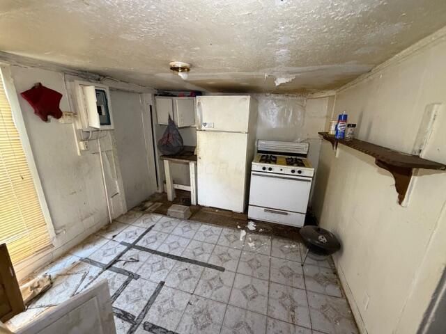 873 Bassett Avenue, Columbus, OH 43219