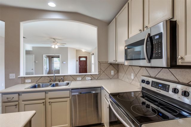 12000 Gaelic DR, Austin, TX 78754