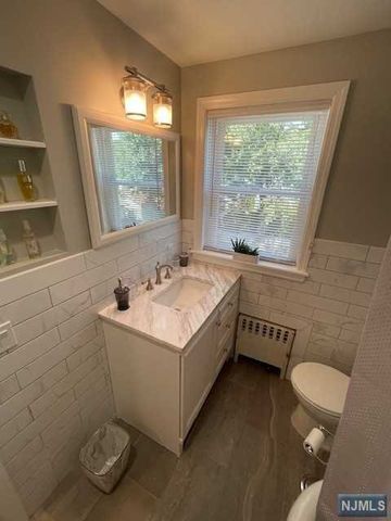 477 Beverly Road, Teaneck, NJ 07666