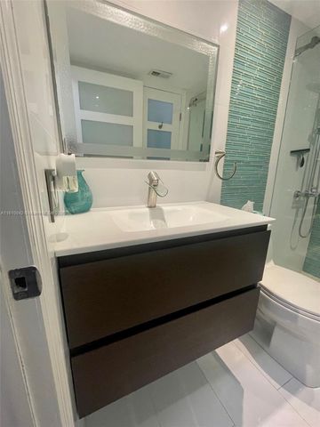 11800 SW 18th St 131-4, Miami, FL 33175
