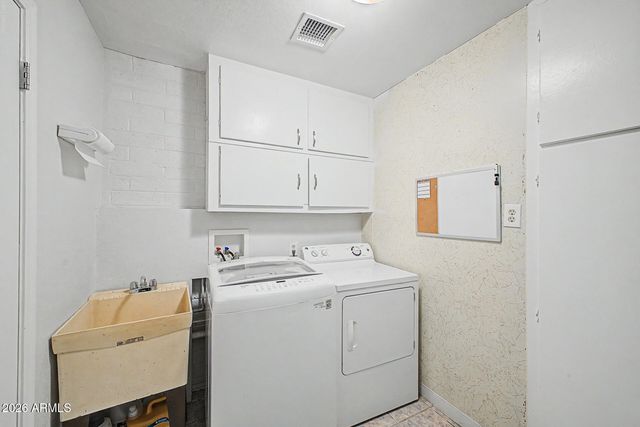 10020 W CUMBERLAND Drive, Sun City, AZ 85351
