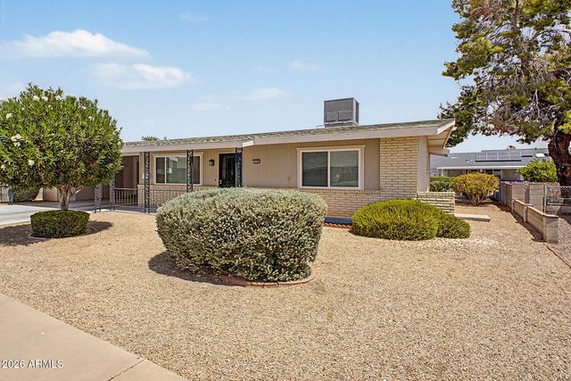 10020 W CUMBERLAND Drive, Sun City, AZ 85351