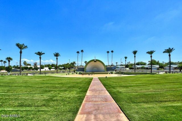 10020 W CUMBERLAND Drive, Sun City, AZ 85351