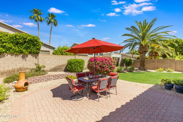 6830 W AURORA Drive, Glendale, AZ 85308