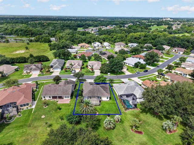 26915 HONEYMOON AVENUE, Leesburg, FL 34748