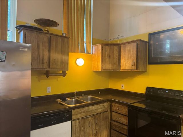 4430 Enright Avenue, St Louis, MO 63108