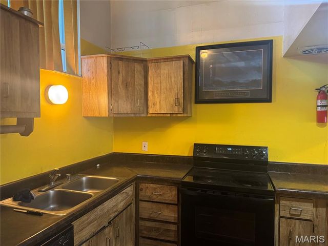 4430 Enright Avenue, St Louis, MO 63108