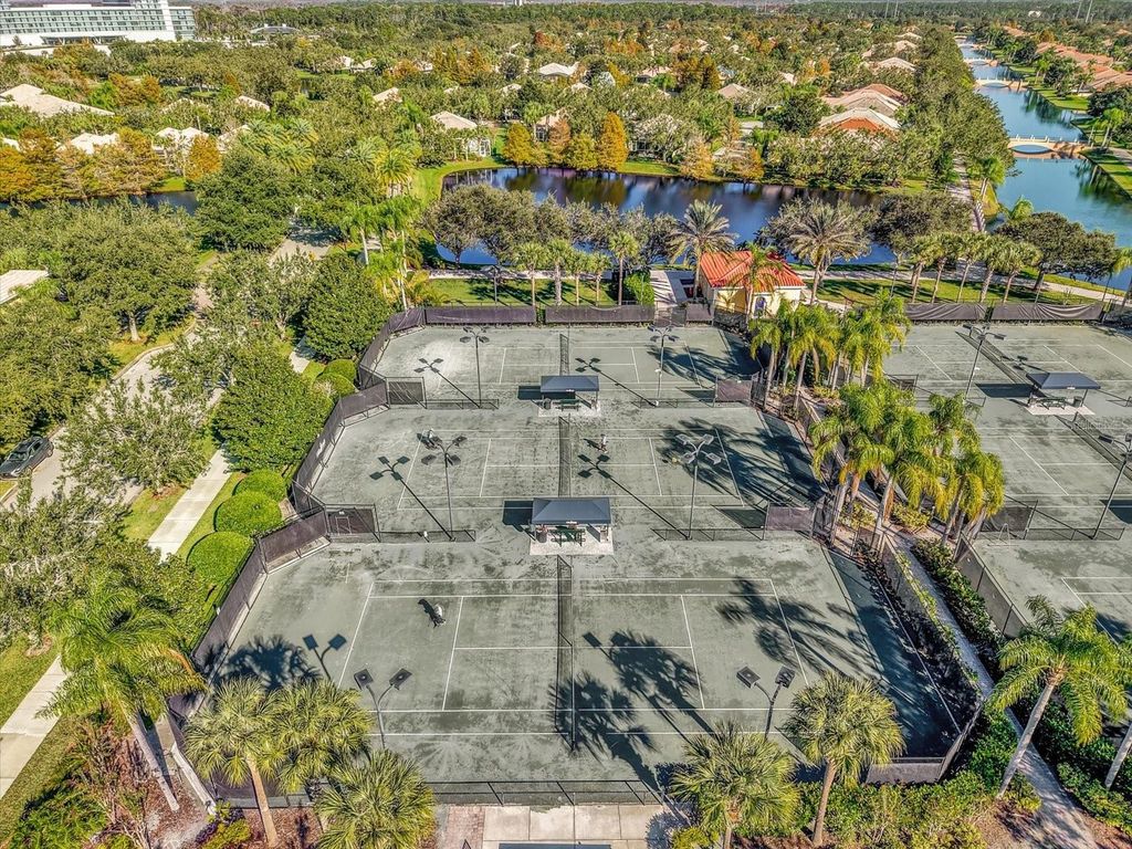 Image 49 of property listing at 11932 LORENZA LANE, Orlando, FL 32827