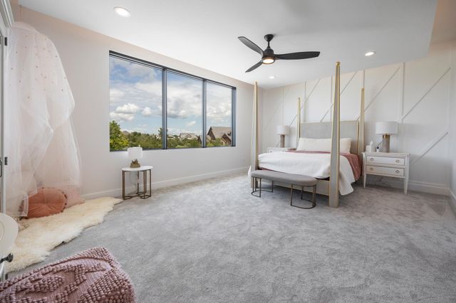 1307 E Bluestem Ct, Andover, KS 67002