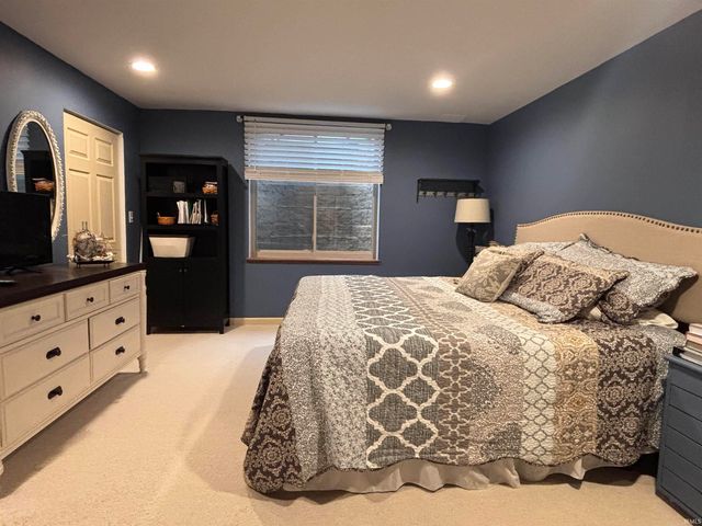 9512 CAMBERWELL Drive, Fort Wayne, IN 46804