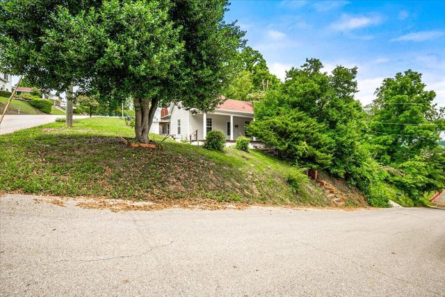 316 W 1st Street, Corbin, KY 40701