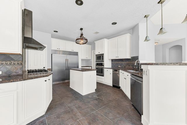 1413 Westmont Drive, Mckinney, TX 75072