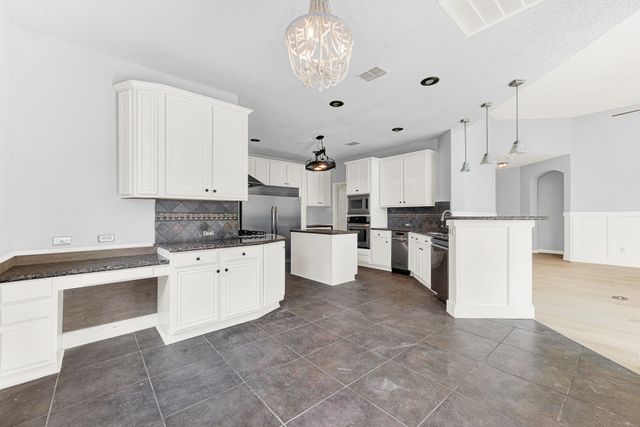 1413 Westmont Drive, Mckinney, TX 75072